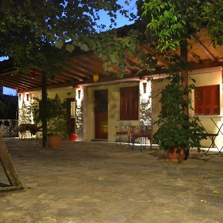 Chouchounikos Apartments Lefokastro Exteriér fotografie