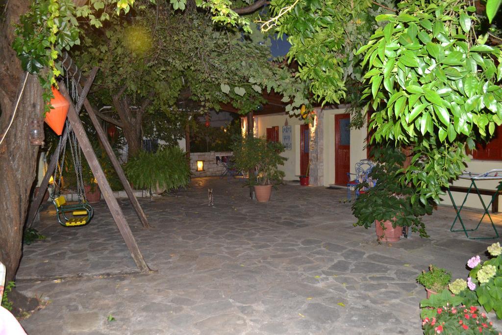Chouchounikos Apartments Lefokastro Exteriér fotografie